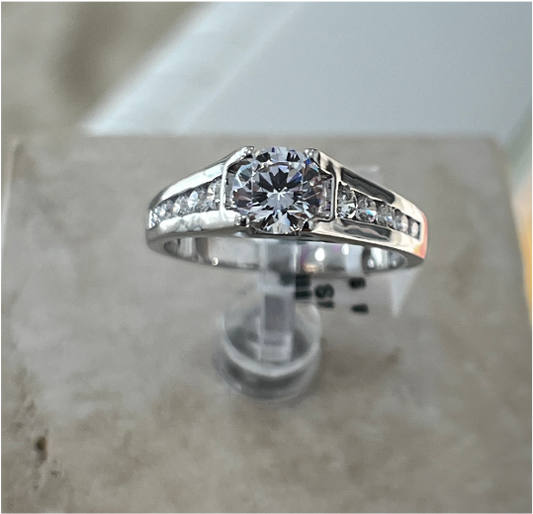 Suspira Ring Round CZ Solitaire Center