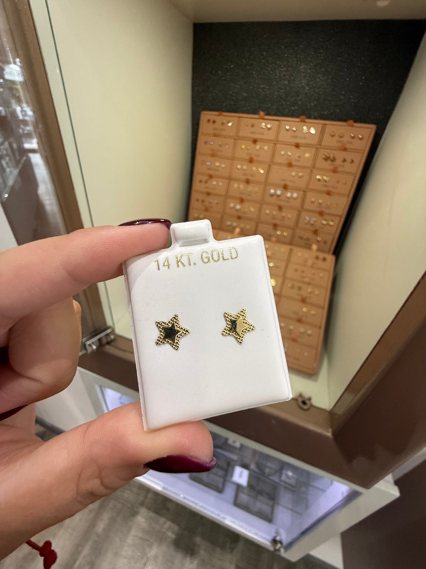 GOLD! EARRING STUD STAR W/ TEXTURE 14K