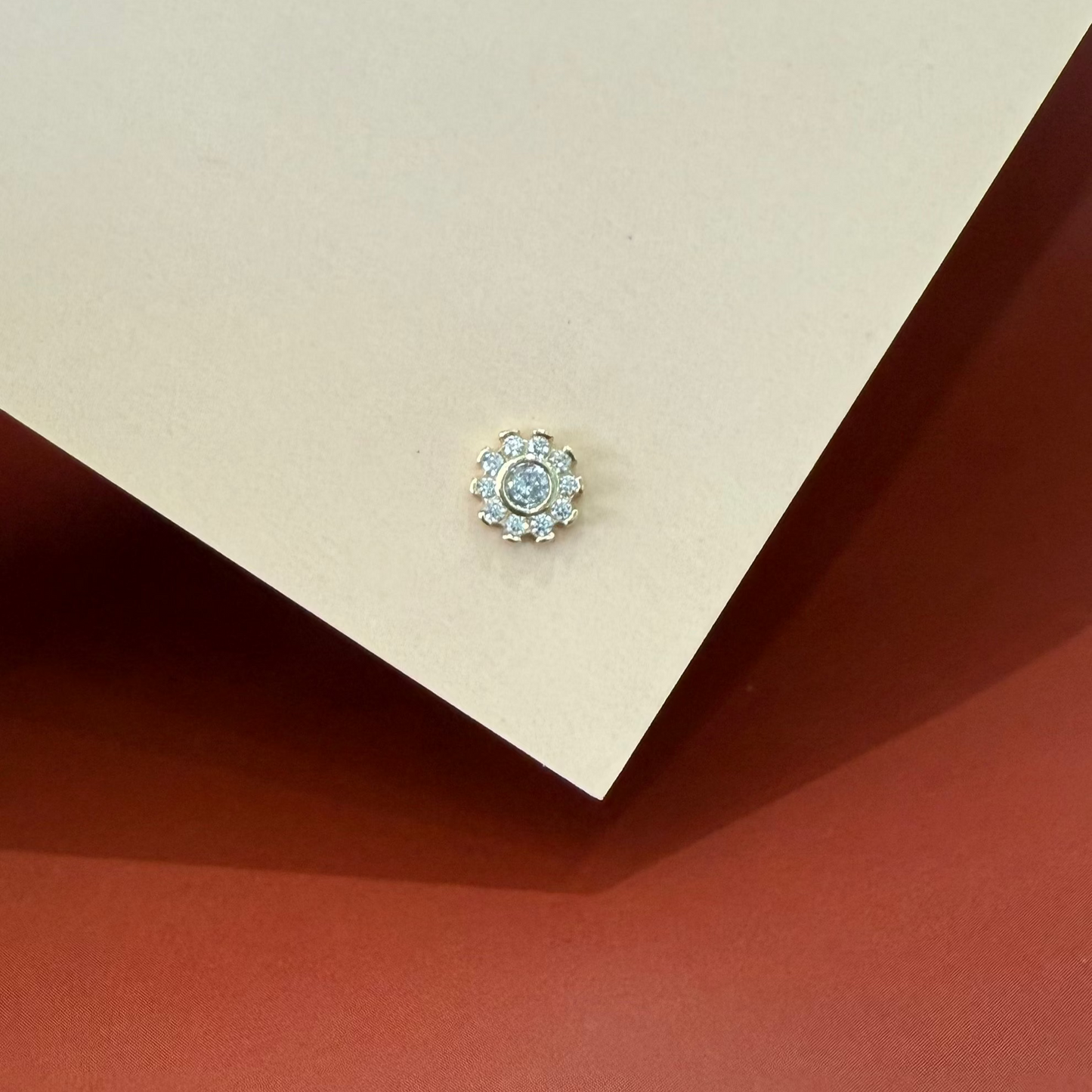 GOLD! EARRING CARTILAGE SINGLE SUN CZ 14K