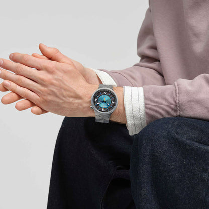 Swatch FROSTBLOOM